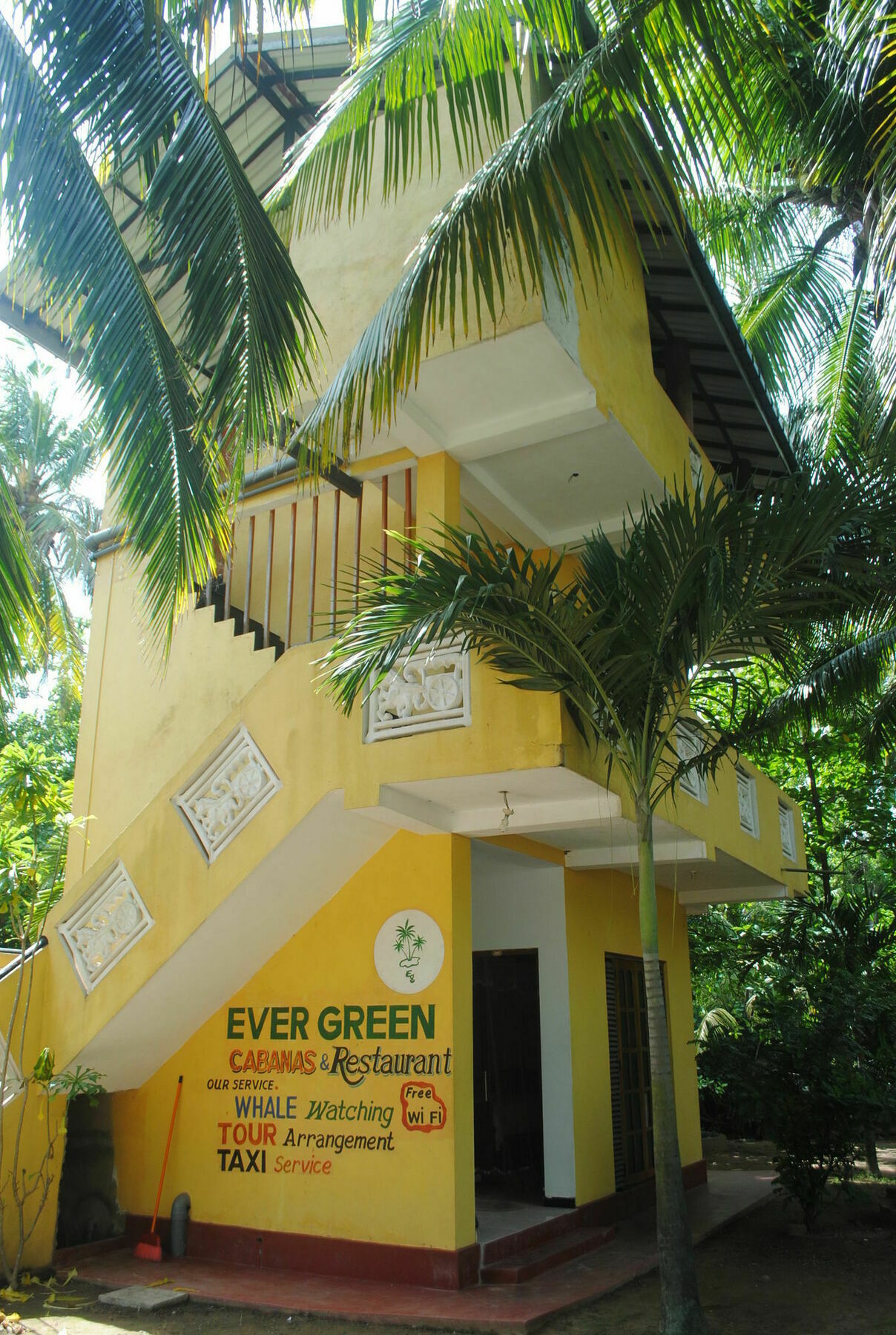 Ever Green Мірісса Екстер'єр фото